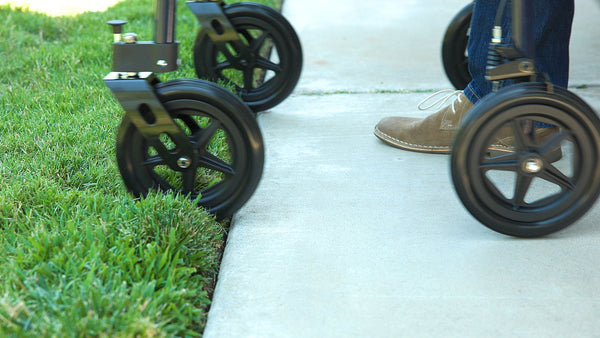 10243_09_CLEVER-LITE WALKER_PDP_R5.00_00_20_21.Still005.jpg