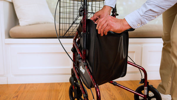 10289RD_DRIVE MEDICAL_B2_15_3 WHEEL ROLLATOR.00_00_31_07.Still011.jpg