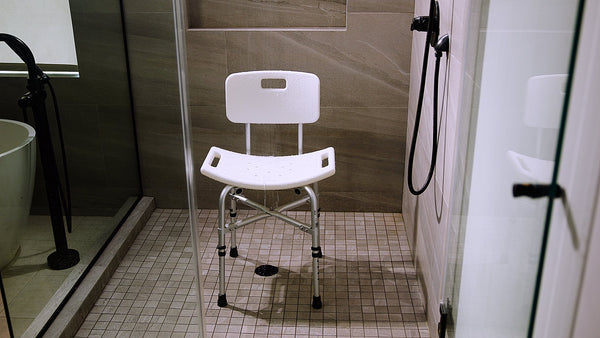 12021KD-1_DRIVE MEDICAL_B3_08_DELUXE BARIATRIC SHOWER CHAIR WITH CROSS-FRAME BRACE.00_00_01_16.Still001.jpg