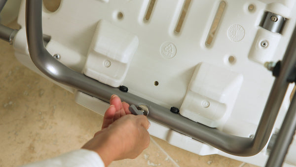 MD50100WH_X-FOLD_SHOWER CHAIR_Still_05.jpg