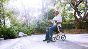 RTL10266CH-HS_DRIVE MEDICAL_13_NITRO DLX ROLLATOR_Stills.00_00_27_12.Still011.jpg