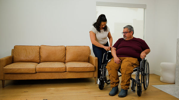 STD26ECDDA_DRIVE MEDICAL_B3_10_BARIATRIC WHEELCHAIR.00_00_10_18.Still003.jpg