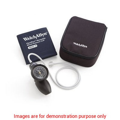 Platinum Series Classic Hand Aneroid Family Practice KitWelch Allyn